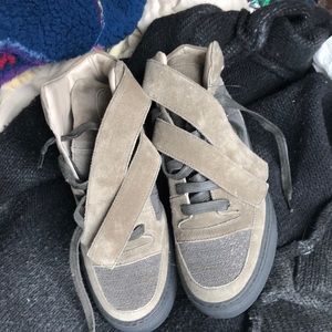 Brunello Cuccinelli boot beautiful never worn would hav kept them but too tight